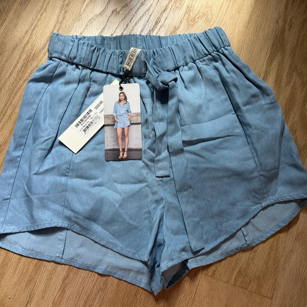 REVOLVE NWT Blue High Waist Chambray Shorts, S